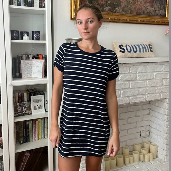 Lulus Dresses & Skirts - Lulu's Striped T-Shirt Dress